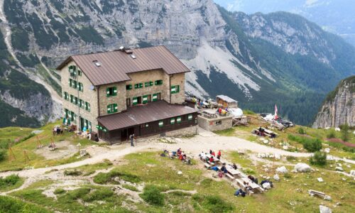 Alpen-Auszeit buchen – Natur und Entspannung